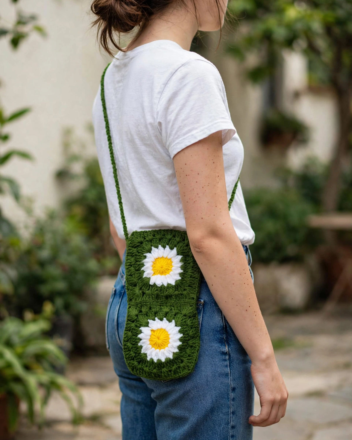 Handmade Crochet Daisy Sling Bag – Olive Green | Phone Pouch Mini Bag